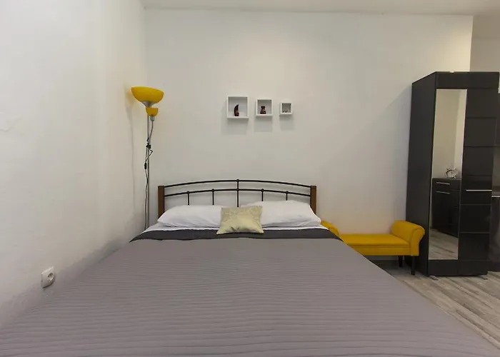 Апартаменты Dado Задар